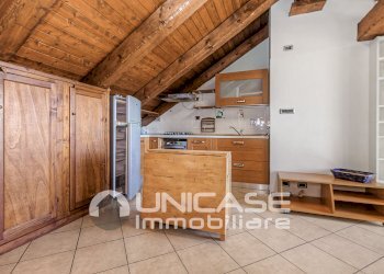 Cucina - Bilocale via Pralafera, 26, frazione Luserna, Luserna San Giovanni - foto 3