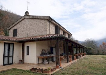 Villa Vocabolo Valle Avanzana, Labro - foto 1