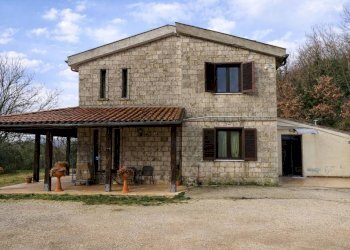 Villa Vocabolo Valle Avanzana, Labro - foto 2