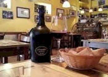 Negozio Via Broccaindosso, Bologna (zona Centro Storico) - foto 6