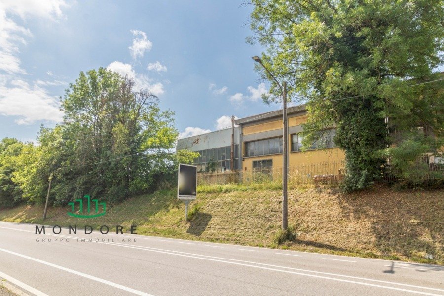 Capannone Via Paolo Fabbri, Castel Maggiore - foto 2