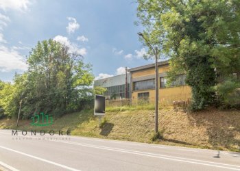 Capannone Via Paolo Fabbri, Castel Maggiore - foto 2