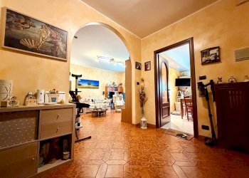 Four-room apartment Nichelino - photo 9