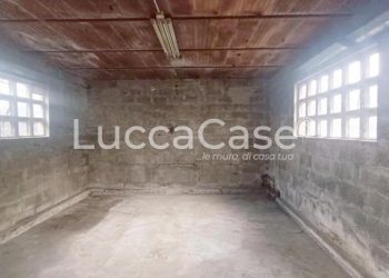 Warehouse Capannori - photo 8