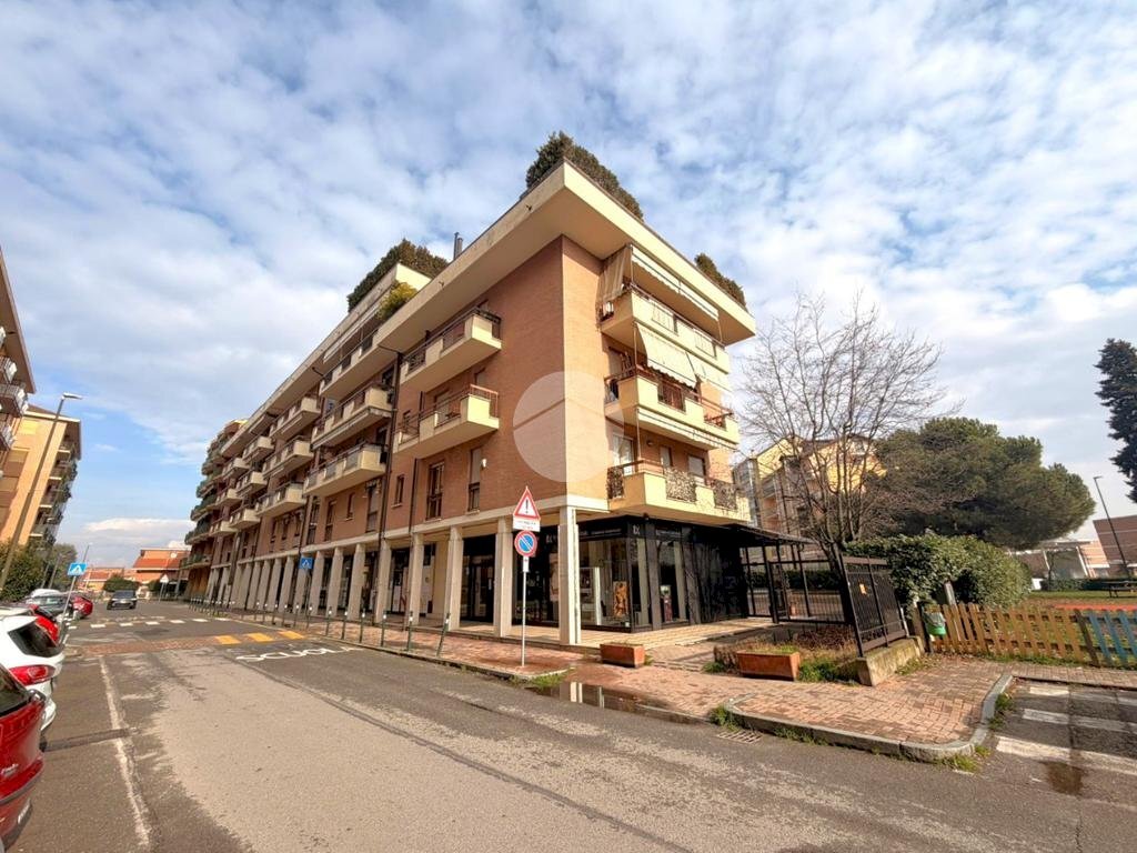 Four-room apartment Via Leopardi, Rivalta di Torino - photo 1