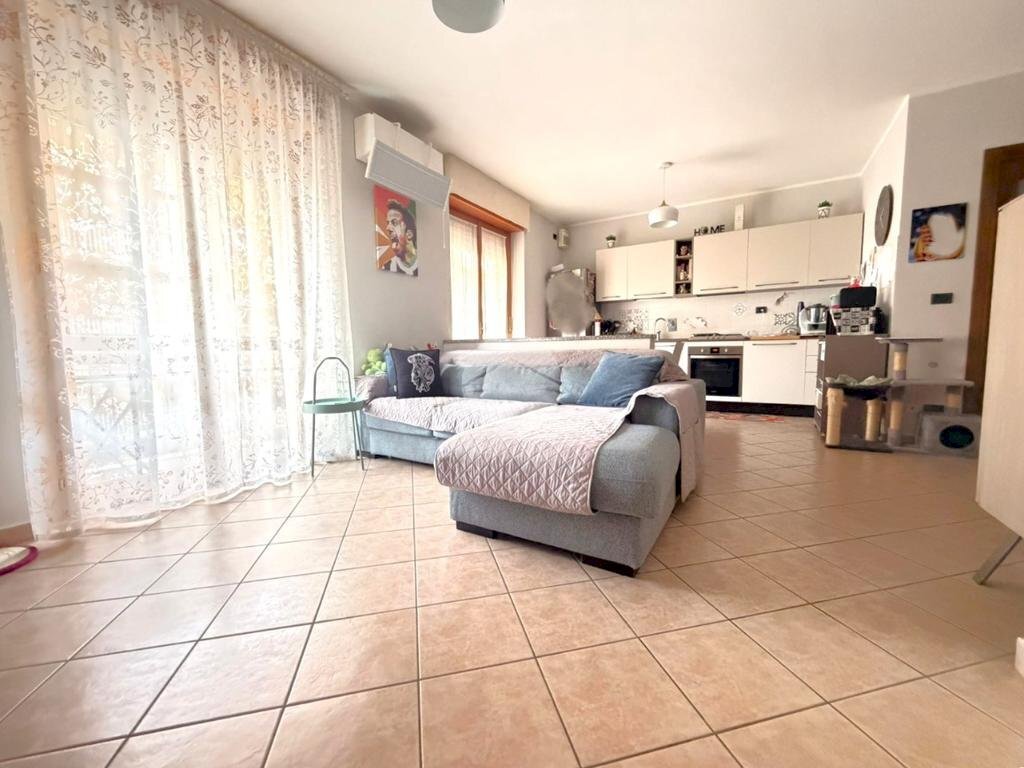 Four-room apartment Via Leopardi, Rivalta di Torino - photo 2