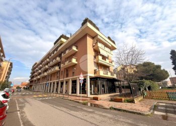 Quadrilocale Via Leopardi, Rivalta di Torino - foto 1