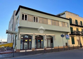 Stable - Palace Via Aurelia, Spotorno - photo 1