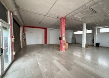 Locale Commerciale Mondragone - foto 13