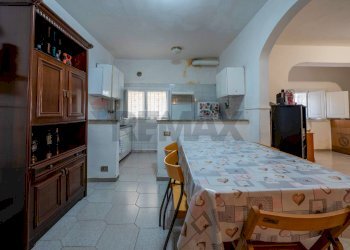 Bilocale Viale Gaetano Moreali, 191 
 Centro storico, Modena (zona Centro Storico) - foto 8