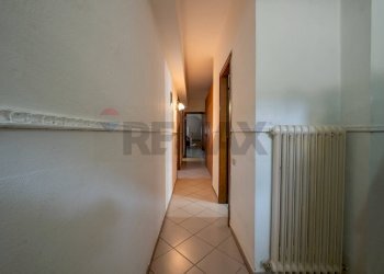 Bilocale Viale Gaetano Moreali, 191 
 Centro storico, Modena (zona Centro Storico) - foto 21