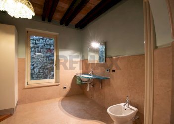 Villa Via Montecolo, 9 
 Pilzone, Iseo - foto 12