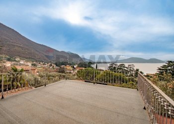 Villa Via Montecolo, 9 
 Pilzone, Iseo - foto 20