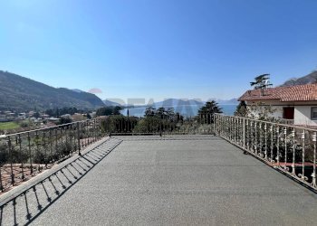 Villa Via Montecolo, 9
Pilzone, Iseo - photo 21