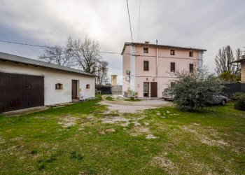 Casa indipendente Via Castelfranco, Valsamoggia (zona San Lazzaro) - foto 1