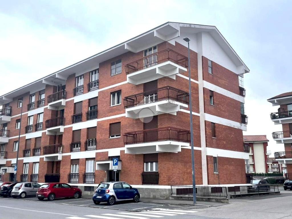 Quadrilocale Via dante alighieri 12, Piossasco - foto 1