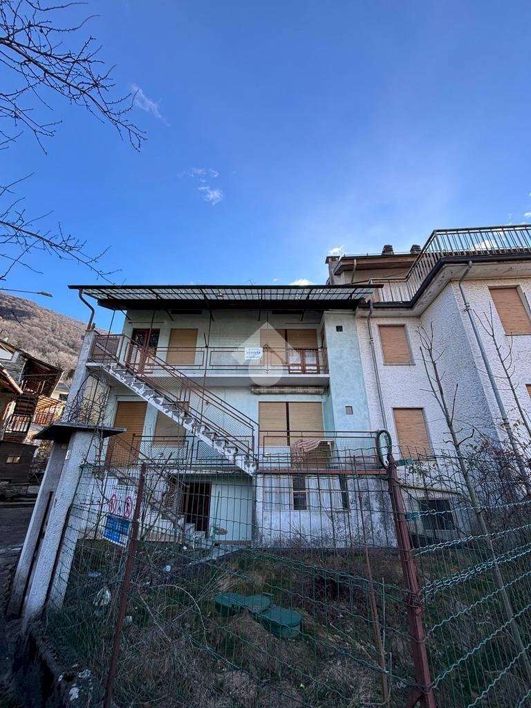 Semi-detached house Fraz. Cernesio, Ceres - photo 1