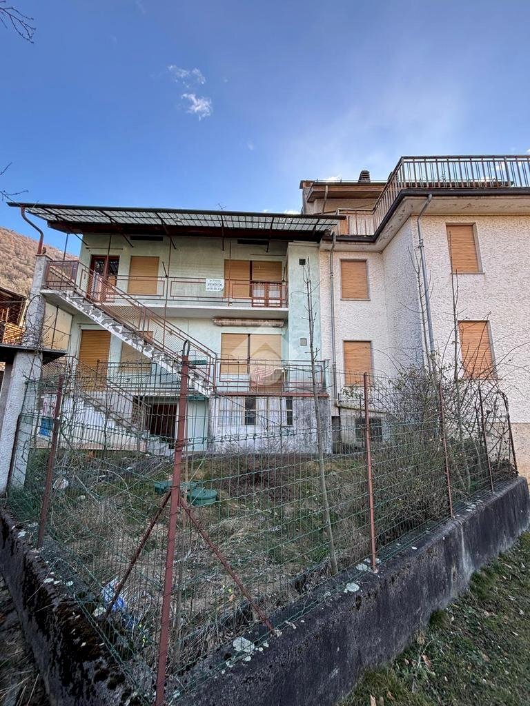 Semi-detached house Fraz. Cernesio, Ceres - photo 2