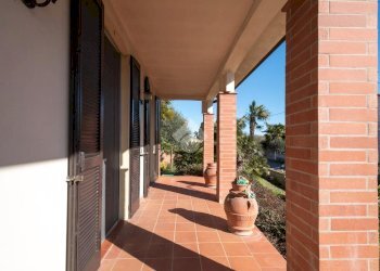 Villa Via Camillo Benso Conte di Cavour, Novi di Modena - foto 5