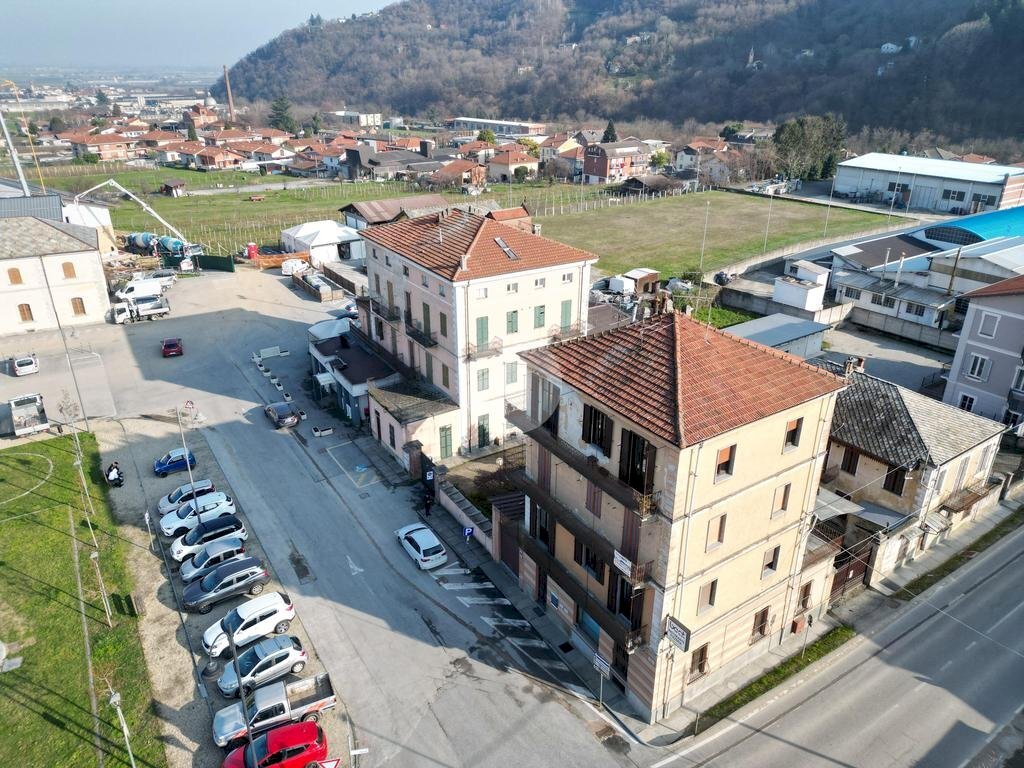 Quadrilocale Piazza Stazione, Barge - foto 3