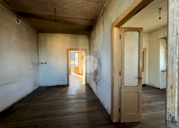 Quadrilocale Piazza Stazione, Barge - foto 8