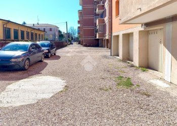 Apartment Via Alcide De Gasperi, Luzzara - photo 30