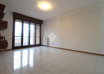 Trilocale Via prampolini, Cadelbosco di Sopra - foto 3