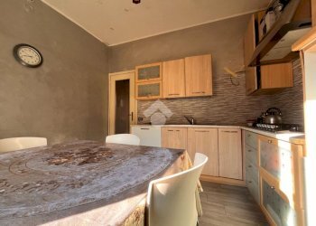 Semi-detached house Via San Giuseppe Maria Gambaro, Galliate - photo 4