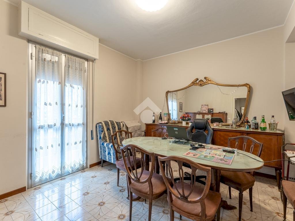 Three-room apartment Viale Edoardo Jenner, Milano (neighborhood Maciachini) - photo 1