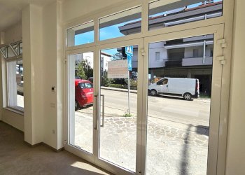 Foto 5 - Locale Commerciale via cona
 
92, Teramo - foto 5