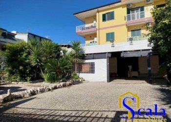 Foto 5 - Locale Commerciale via carducci, Portico di Caserta - foto 5