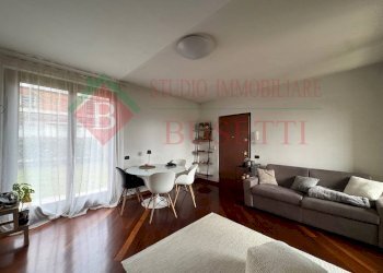 Foto 1 - Bilocale via Piave
 
165, Azzate - foto 1