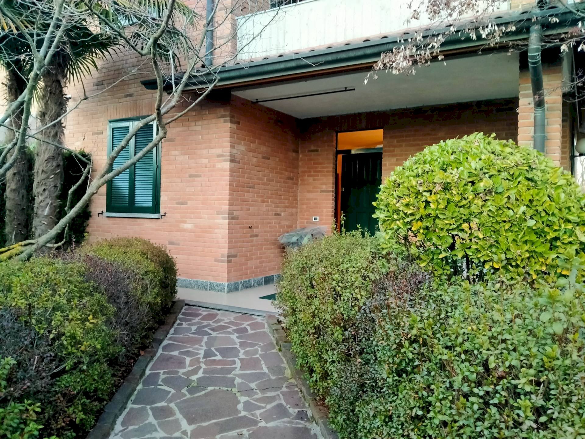 Foto 2 - Villa via mayer
 
2, Tradate - photo 2