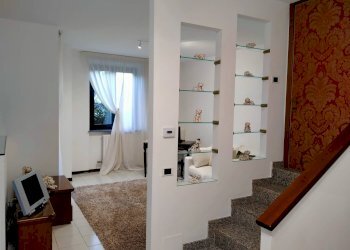 Foto 5 - Villa via mayer
 
2, Tradate - foto 5