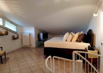 Foto 27 - Villa via mayer
 
2, Tradate - foto 27