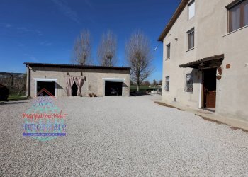 Foto 3 - Villa VIA MAESTRA GRANDE
 
25, Cento - foto 3