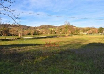 Foto 1 - Terreno agricolo Contrada Schito, Sarnano - foto 1