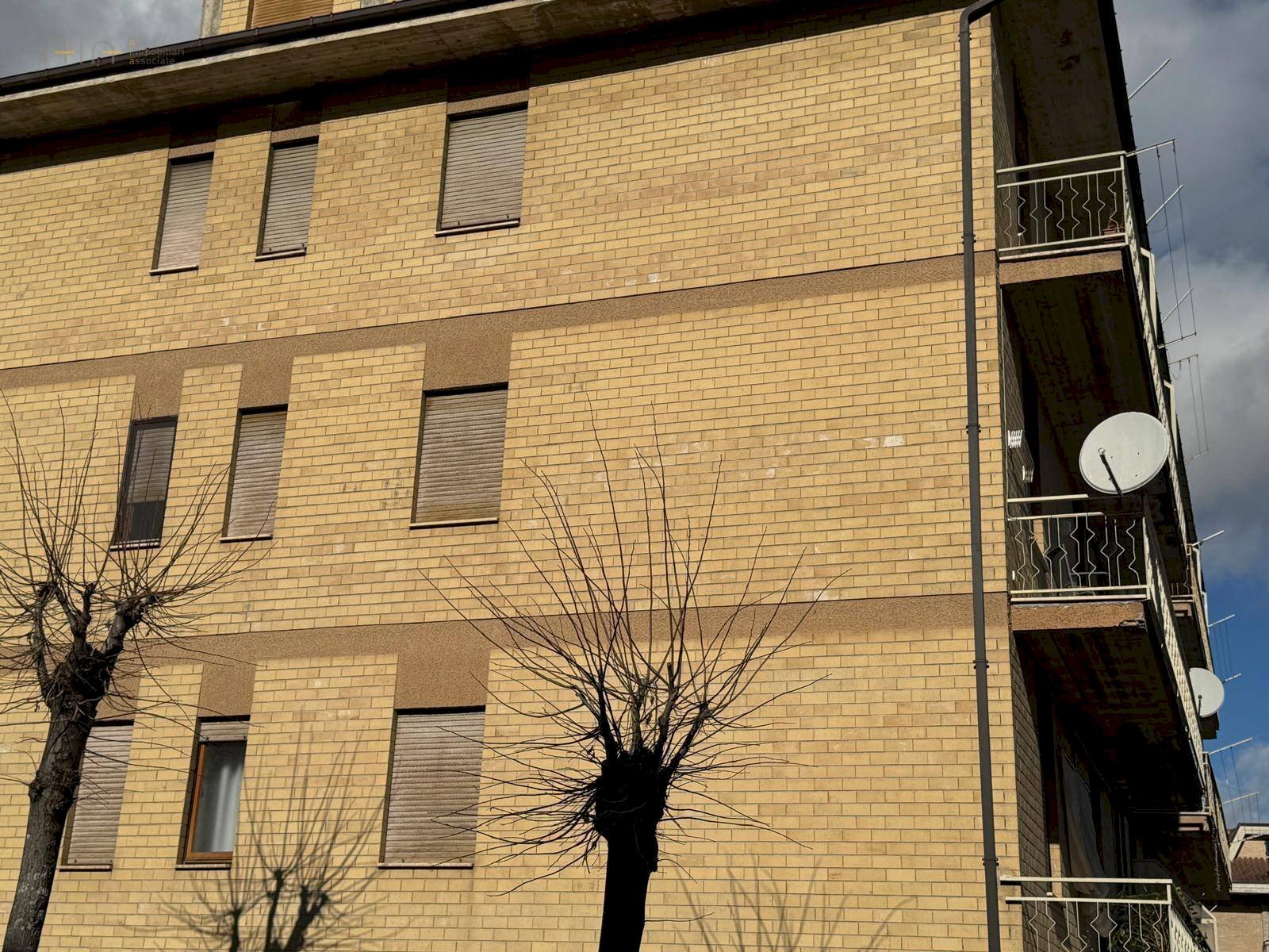 Foto 3 - Four-room apartment Via I Maggio
 
8, Comunanza - photo 3