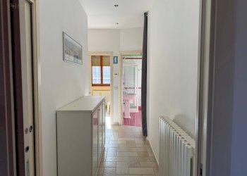 Foto 21 - Four-room apartment Via I Maggio
 
8, Comunanza - photo 21