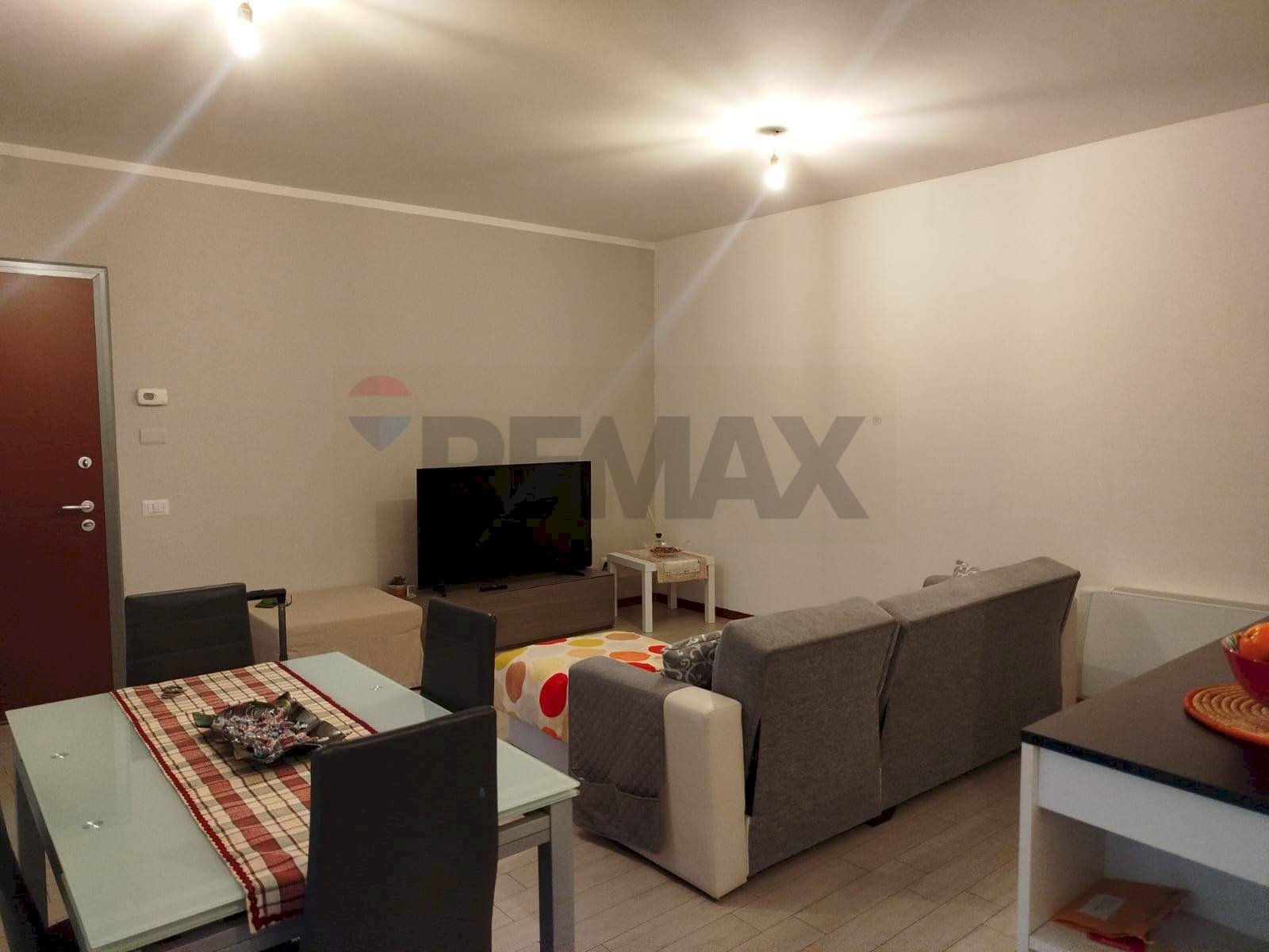 Sala da pranzo - Appartamento Via Madonna
 
61, San Martino Siccomario - foto 1