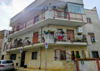 Edificio all\'aperto - Three-room apartment Via Amatulli Pasquale
 
5, Bitetto - photo 1
