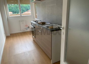 Cucina - Bilocale via bainsizza
 
49, Varese - foto 2