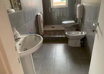 Bagno - Bilocale via bainsizza
 
49, Varese - foto 16