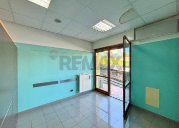 Stanza vuota - Trilocale Via Trentini
 
1, Clivio - foto 4