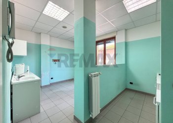 Stanza vuota - Trilocale Via Trentini
 
1, Clivio - foto 8