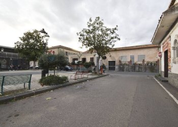 Edificio all\'aperto - Locale Commerciale Provinciale
 
76, Acireale - foto 20