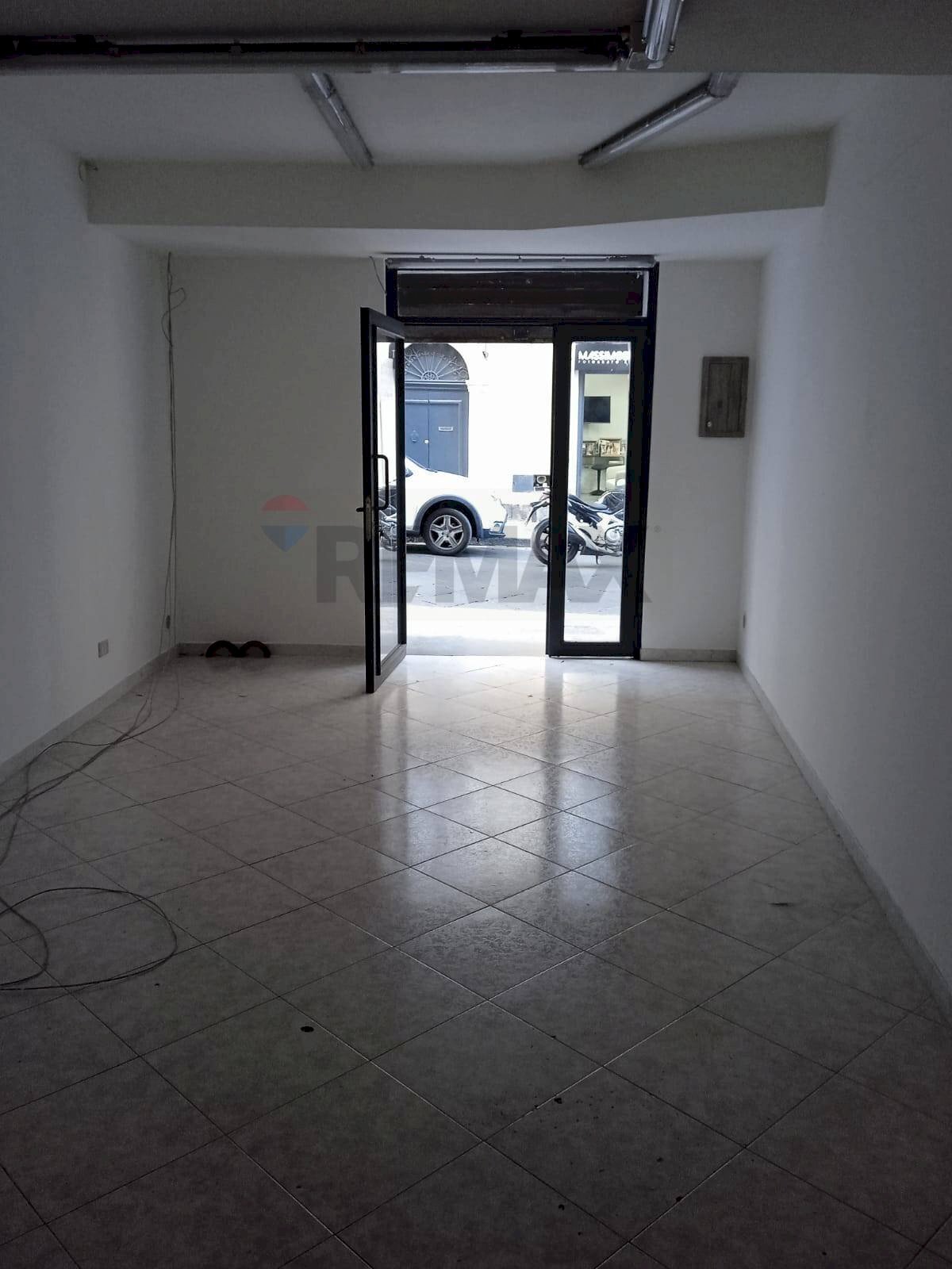 Stanza vuota - Commercial Premises via paolo vasta
51, Acireale - photo 3