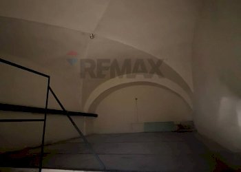 Scale - Locale Commerciale via paolo vasta
 
51, Acireale - foto 7