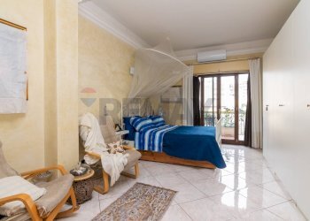 Camera / camera da letto - Quadrilocale Corso Italia
 
298, Catania - foto 7