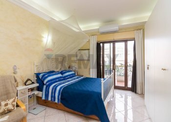 Camera / camera da letto - Quadrilocale Corso Italia
 
298, Catania - foto 21